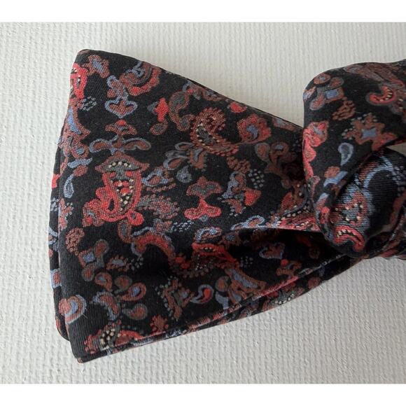 Oscar de la Renta Couture Silk Bow Tie | Vintage Paisley Made in USA - Picture 12 of 14